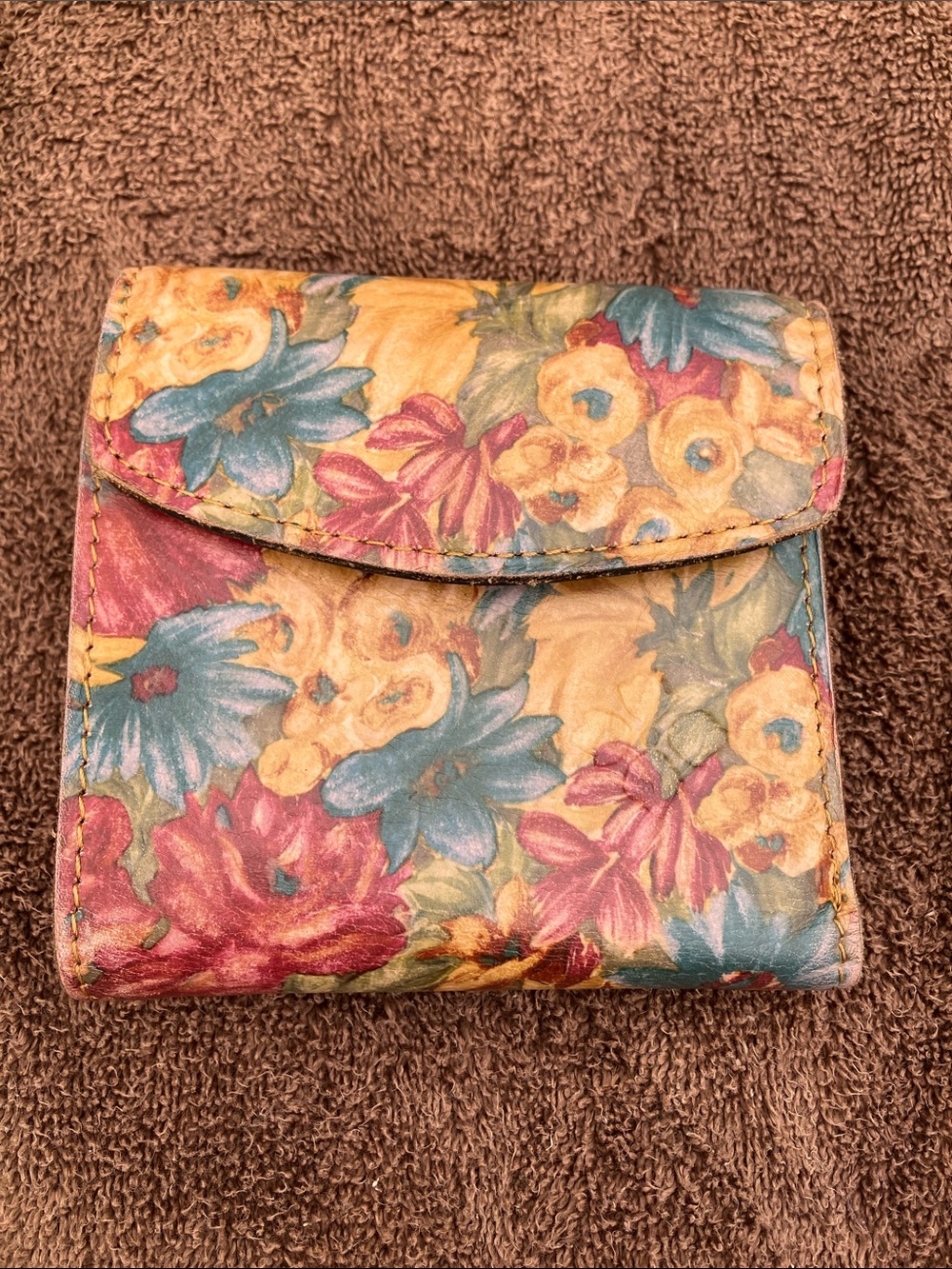 Patricia Nash Reiti Floral Bi-fold Wallet